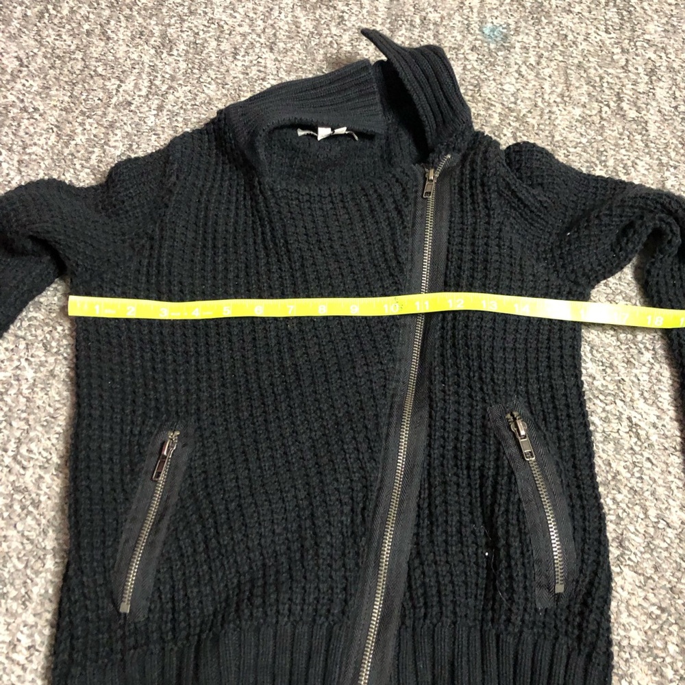 BCBGeneration Black Knit Sweater with Zipper Side Size Small - Picture 14 of 14